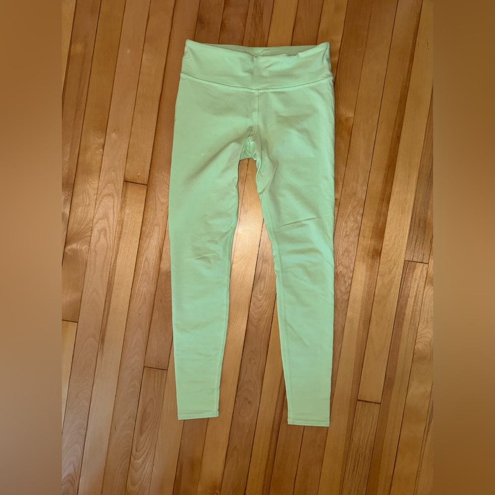 ALO Yoga Light Green Leggings